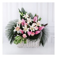 Vihan Basket of Roses and Lilies